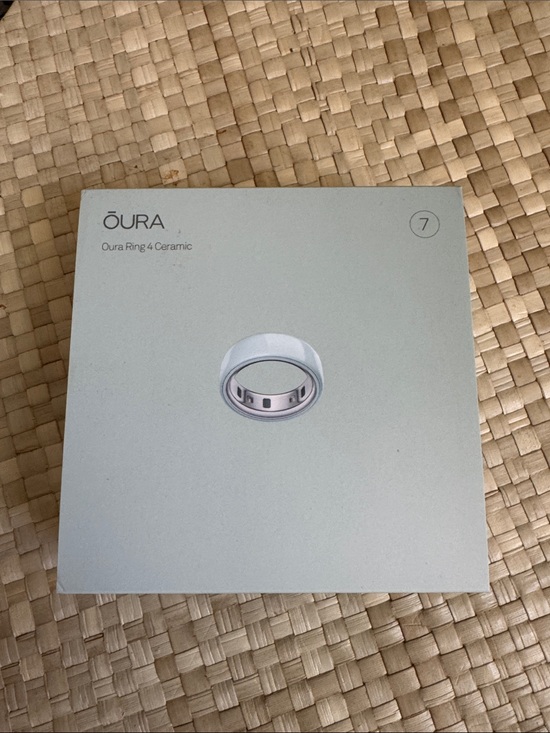 Oura Jewelry - Oura Ring 4 ceramic NWT
